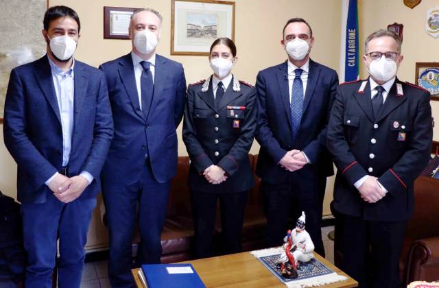 Caltagirone. Incontro della Giunta Roccuzzo con i vertici dell’Arma: “patto” per la sicurezza 